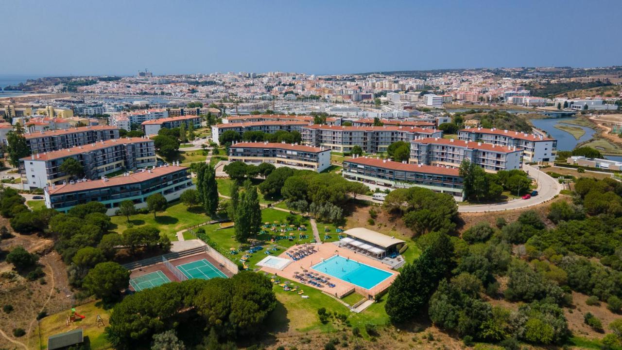 Wonderful Flat W/ Big Patio By Lovelystay Lagos Bagian luar foto